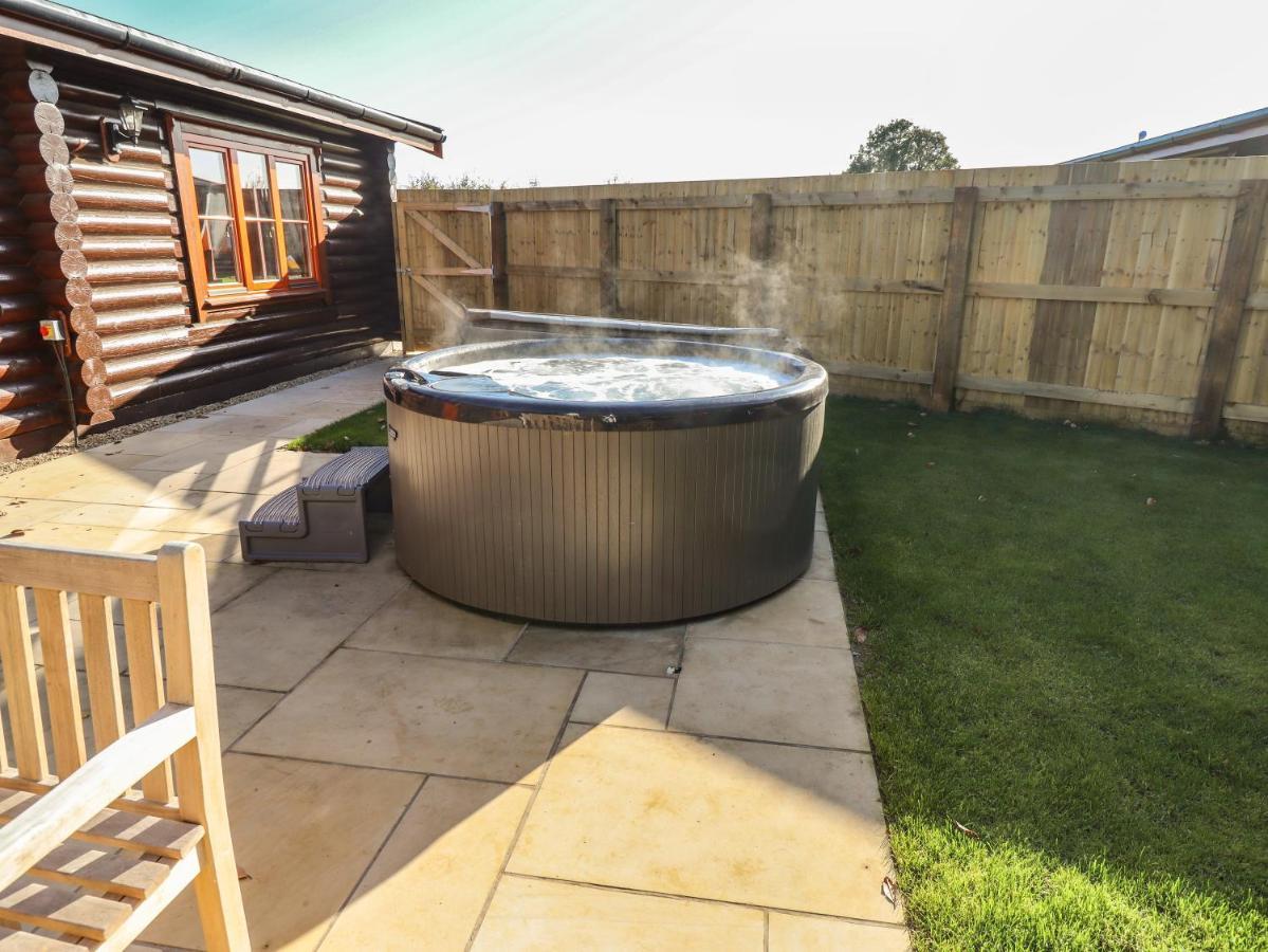 Holly Lodge Oakham Exterior photo