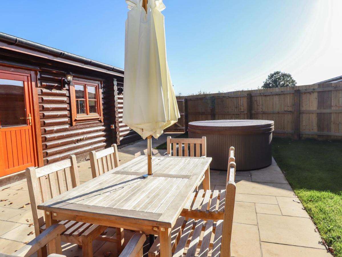 Holly Lodge Oakham Exterior photo